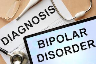 Тешко је дијагностицирати биполарни поремећај као тинејџер или млада одрасла особа. Ево неколико савета како се изборити са осећањима која могу настати након дијагнозе. 